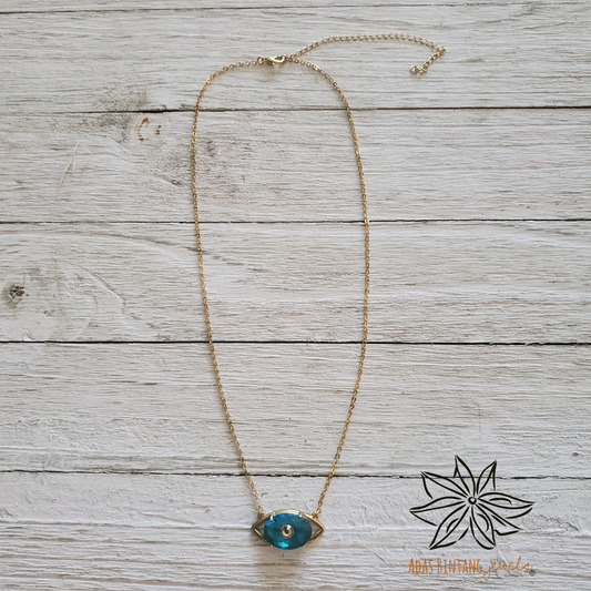 Lucky Eye Necklace Green Glass  Stone