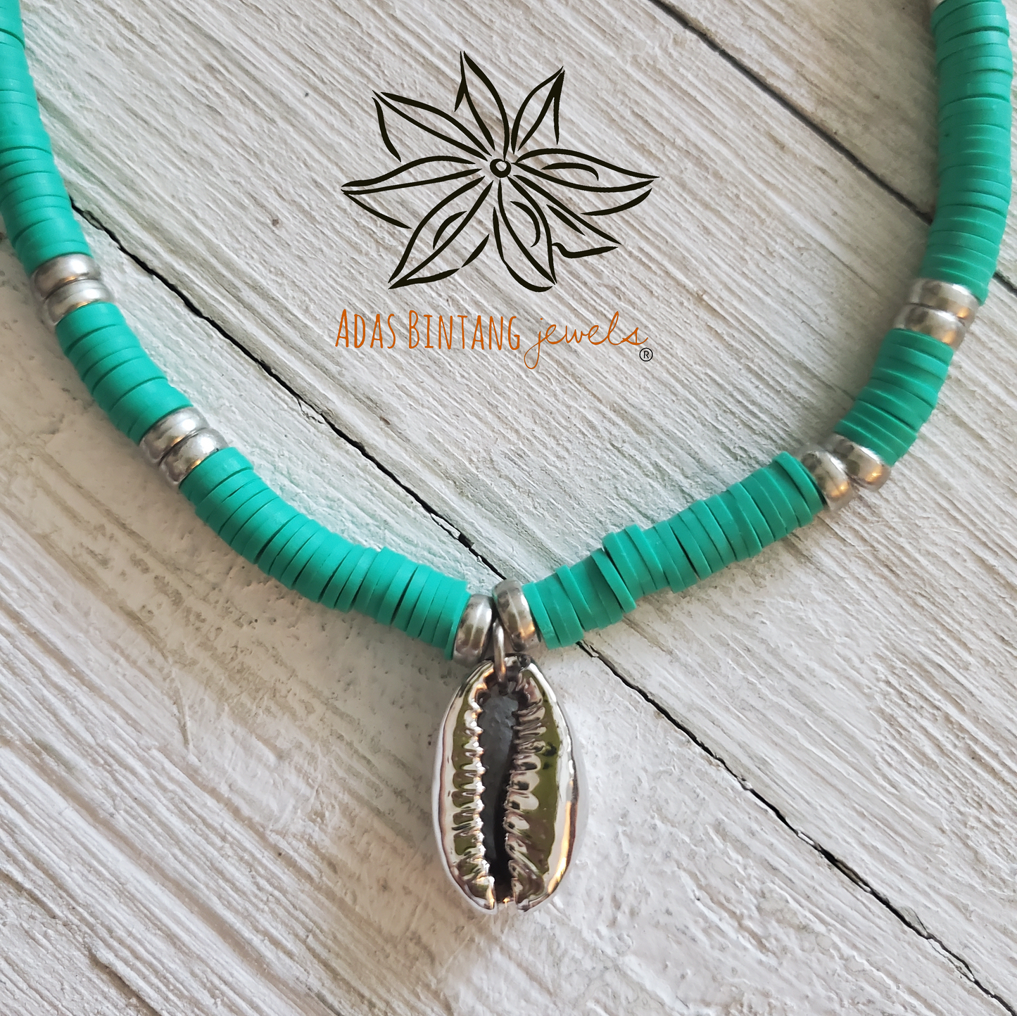 Green Discs/Silver Buzio Necklace Beach Collection